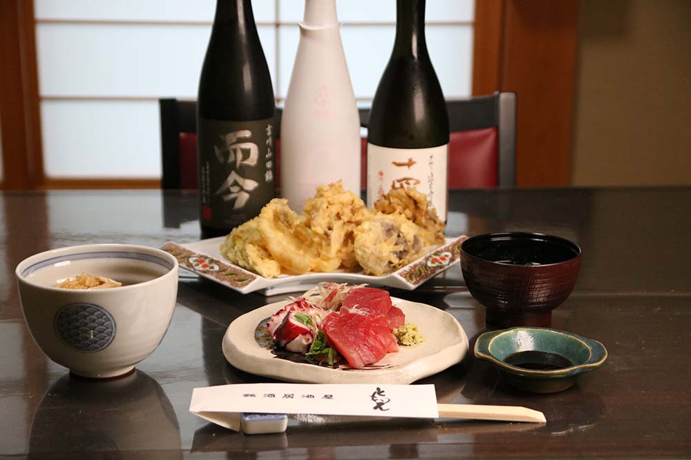 銘酒居酒屋ともえ